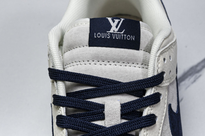 Nike Dunk SB Low Retro LV  FC1688-134