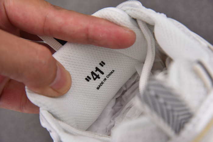 OF C/O  SNEAKER  FOR-102402