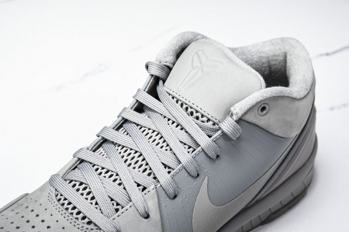 Nike Zoom Kobe 4  869450-005