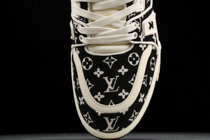 LV SNEAKER LOW  103004