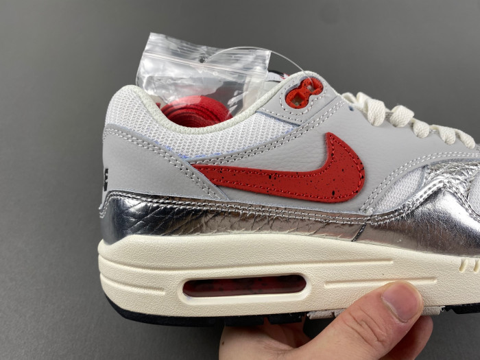 Nike Air Max 1 Premium SE HF7746-100