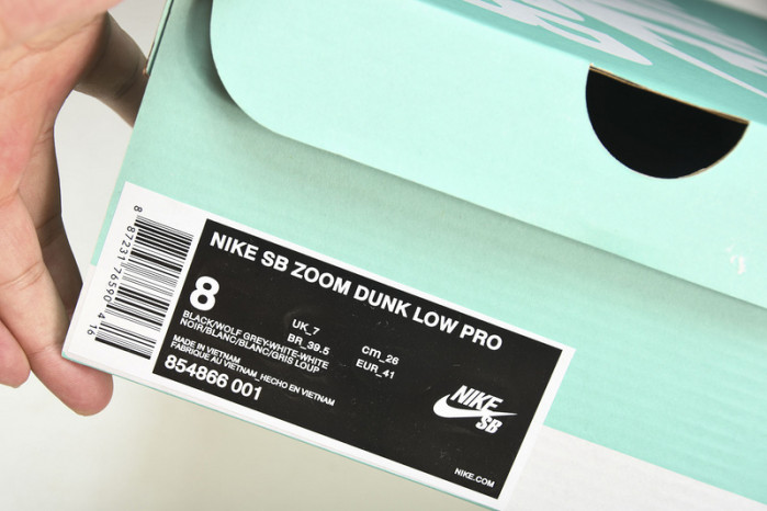 Nike Sb Zoom Dunk Low Pro Black/Wolf Grey-White-White 854866-001