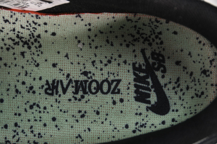 Nike SB Dunk Low  Prm 854866-003