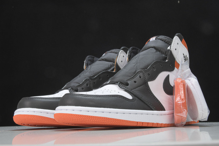 Air Jordan 1 Retro High Electro Orange 555088-180