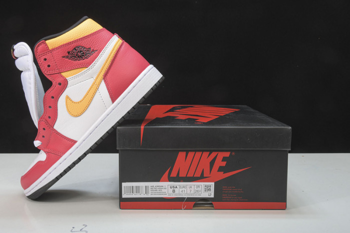 AIR Jordan 1 Retro High OG Light Fusion Red 555088-603