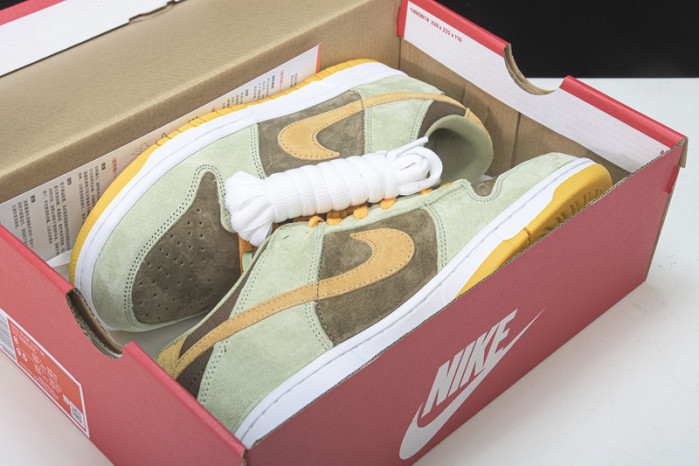 Nike Dunk Low Dusty Olive DH5360-300