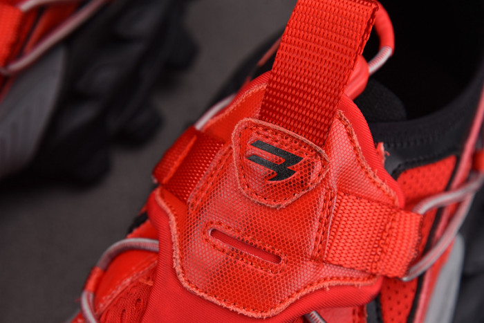 BLCG HIKE Red Black  804919 WHIKE 1000