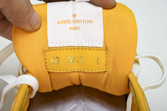 LV SNEAKER LOW 121205