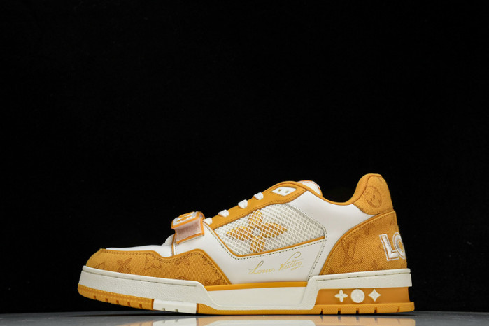 LV SNEAKER LOW 121205