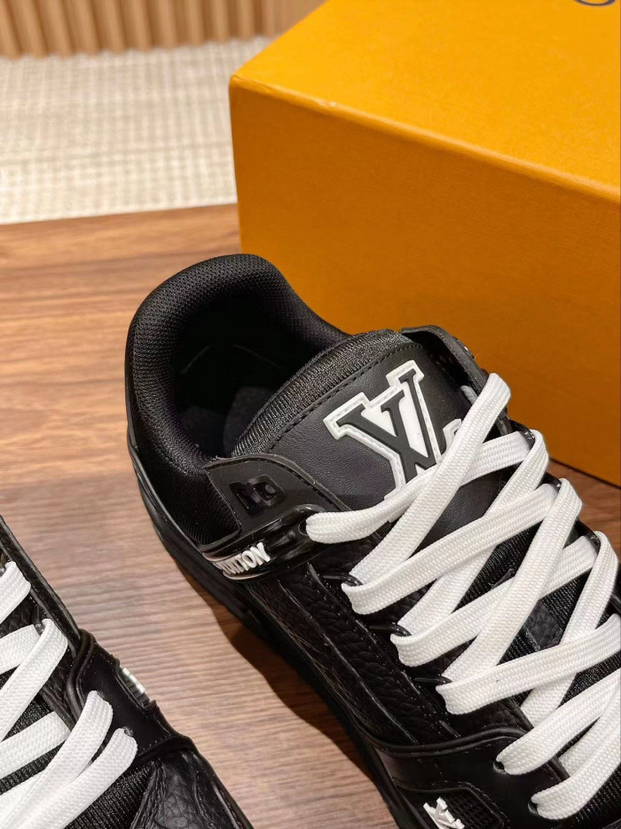 LV SNEAKER LOW 0331-001