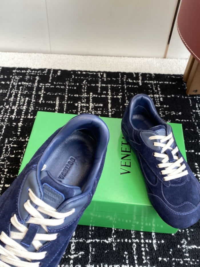 b0tt*ga Ven*ta  sneaker