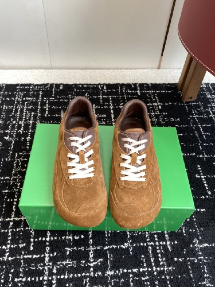 b0tt*ga Ven*ta  sneaker