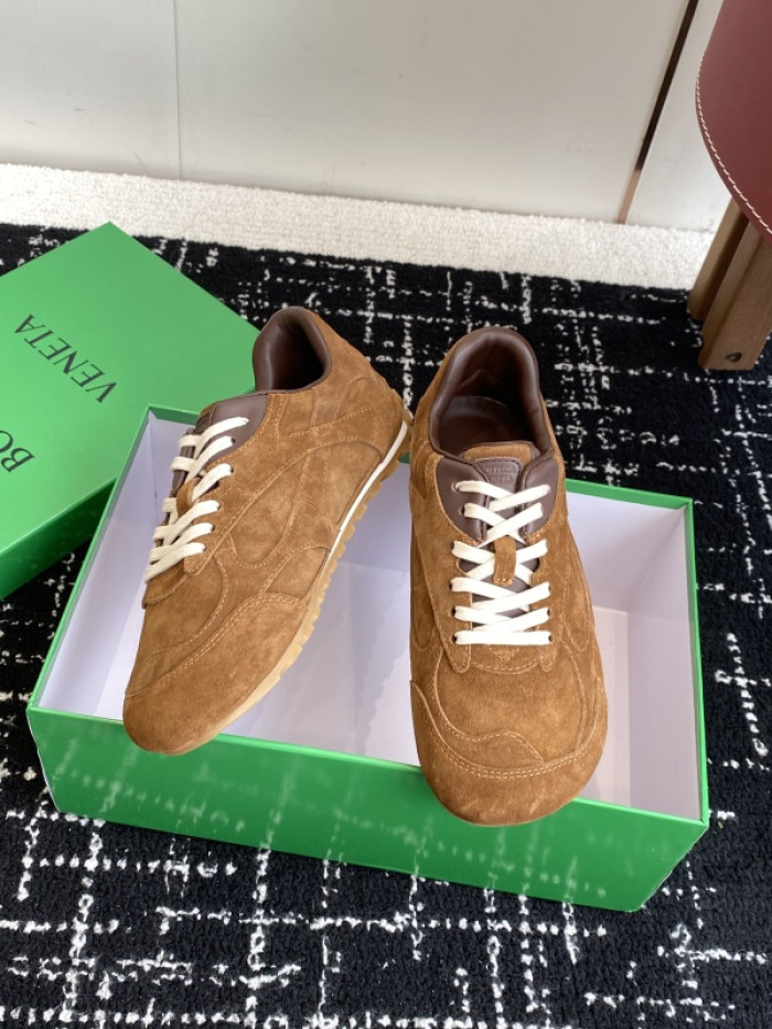 b0tt*ga Ven*ta  sneaker