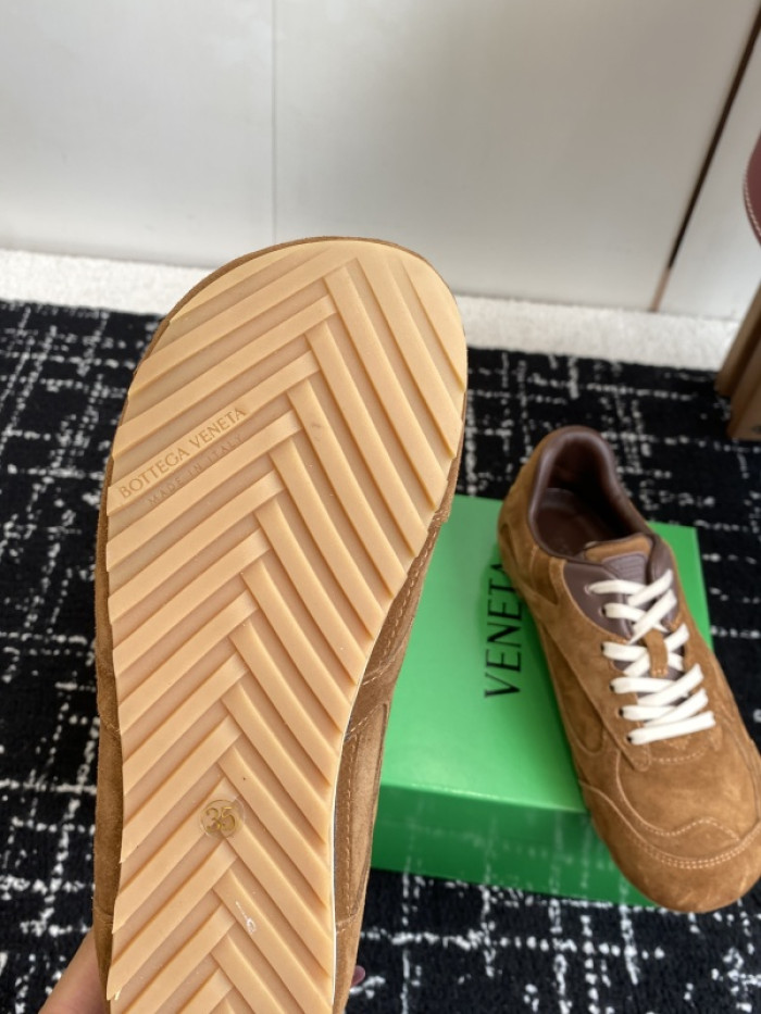 b0tt*ga Ven*ta  sneaker