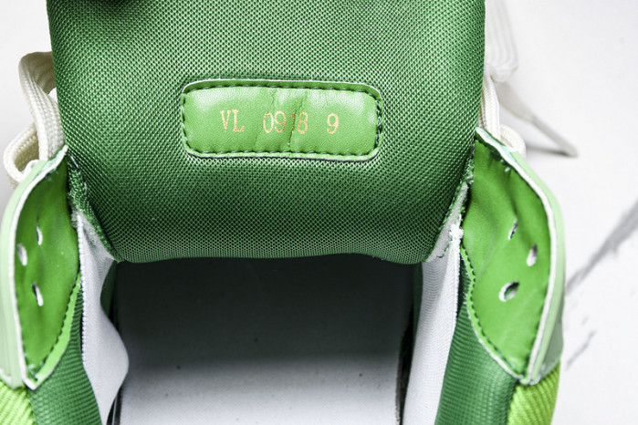 LV SNEAKER LOW FOR-LV222