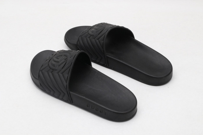 Gv*c slippers all black