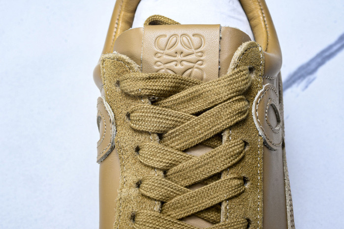 L*0ewe Ballet Runner  LW-FOR16