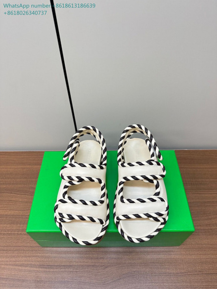 b0ttega Ven*ta  slides