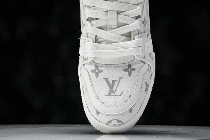 LV SNEAKER  FOR-LV255