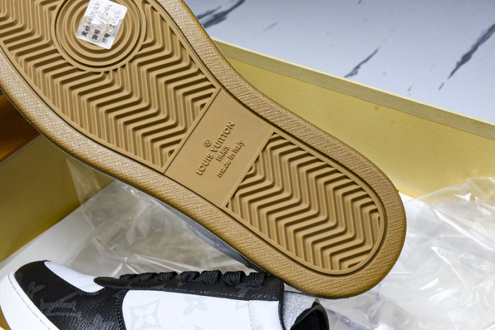 LV SNEAKER  FOR-LV311