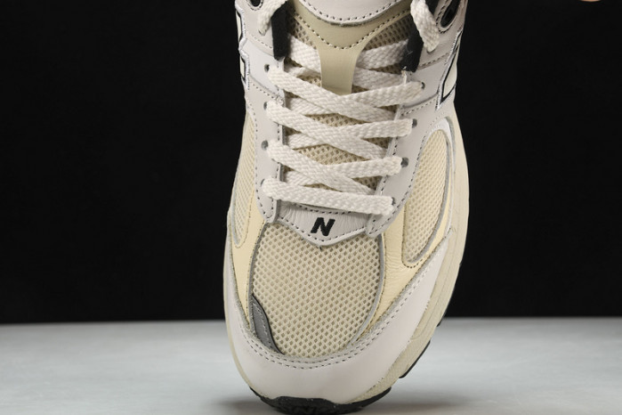 New Balance yeeshoes ML2002RQ