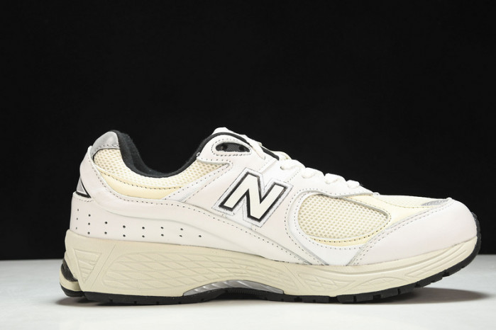 New Balance yeeshoes ML2002RQ