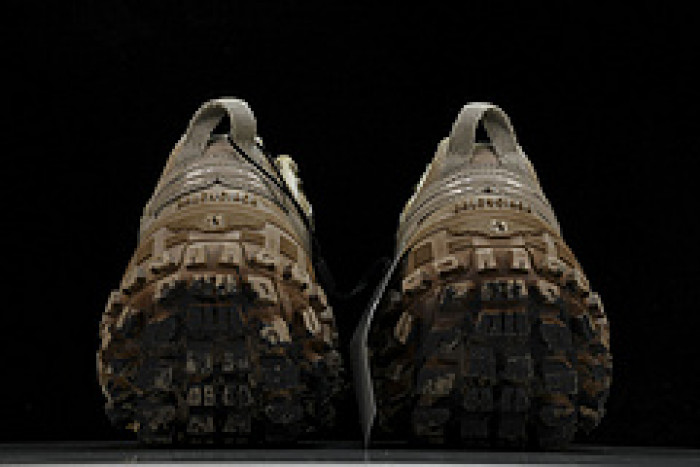 BLCG    Defender Rubber Platform Sneakers W2RAF 9700