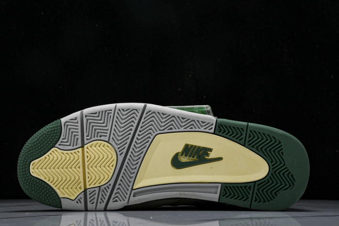 AIR JORDAN 4 RETRO    DC7770-106