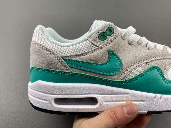 Nike Air Max 1 “Clear Jade” DZ4549-001