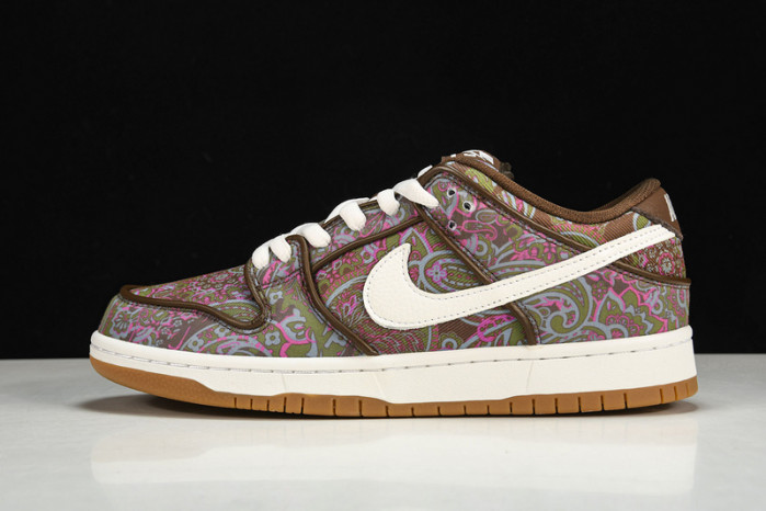 NIke SB Dunk Low “Paisley”   DH7534-200