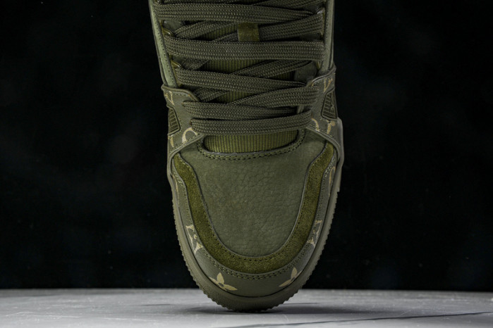 LV SNEAKER TRAINER FOR-LV266