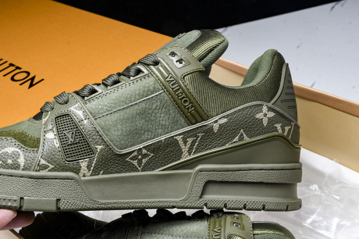 LV SNEAKER TRAINER FOR-LV266