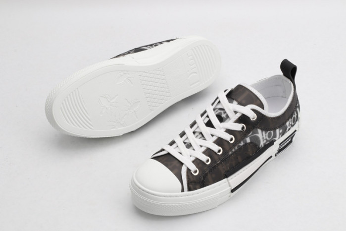 D10R B23 Sneakers Low Top