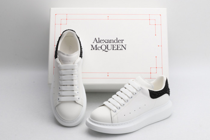 MQ Sneakers