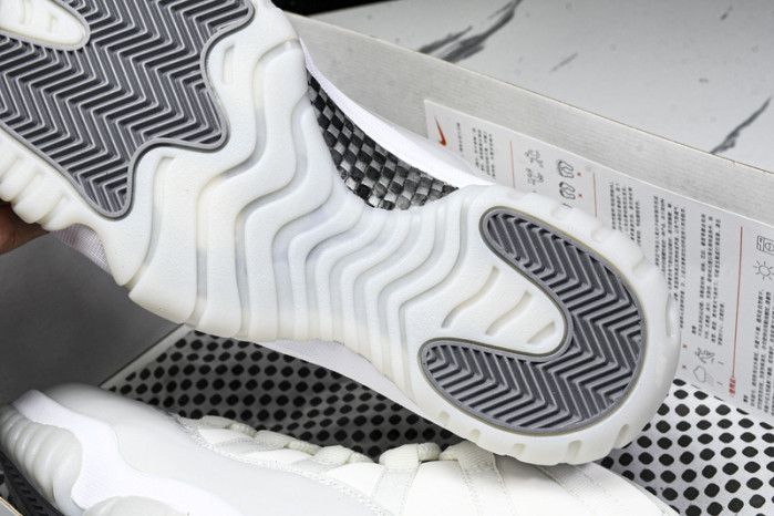 Air Jordan 11 Grey Silver AR0715-110