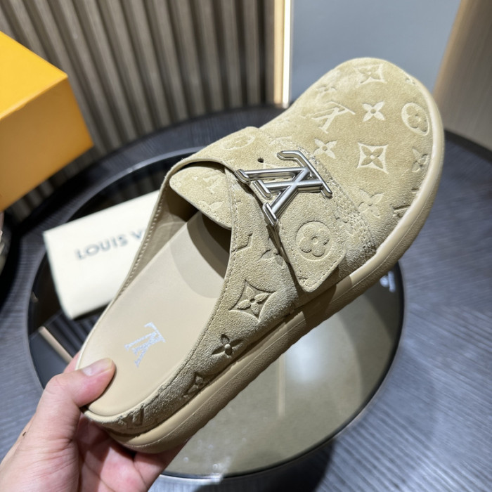 LV SLIPPERS