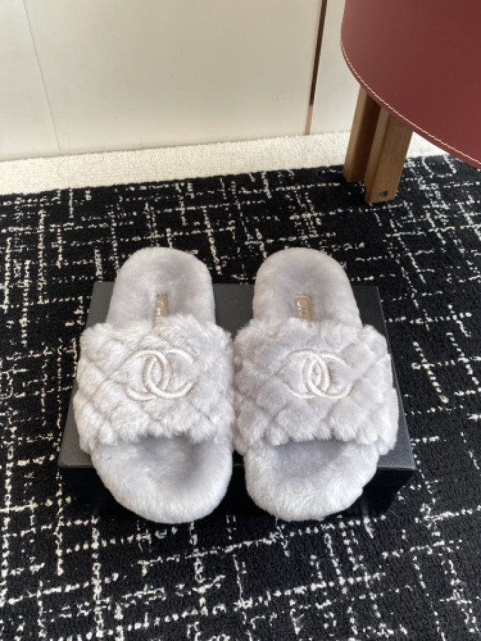 CH*NEL SLIPPERS