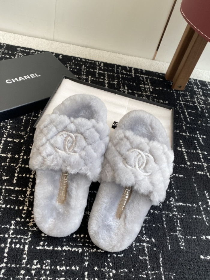 CH*NEL SLIPPERS