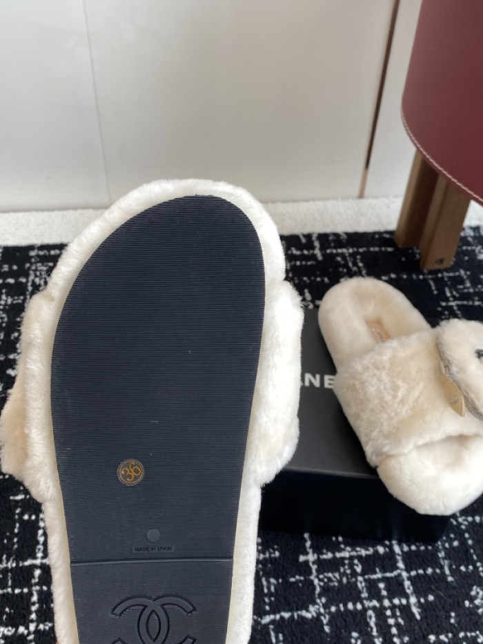 CH*NEL SLIPPERS