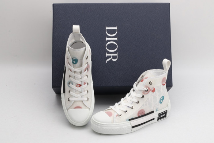 D10R B23 Oblique High Top Sneaker
