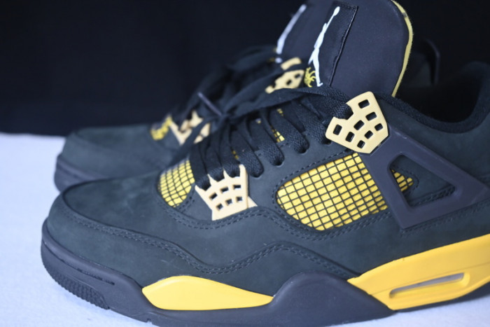 Air Jordan 4 Retro Thunder (2023 NEW  ) DH6927-017