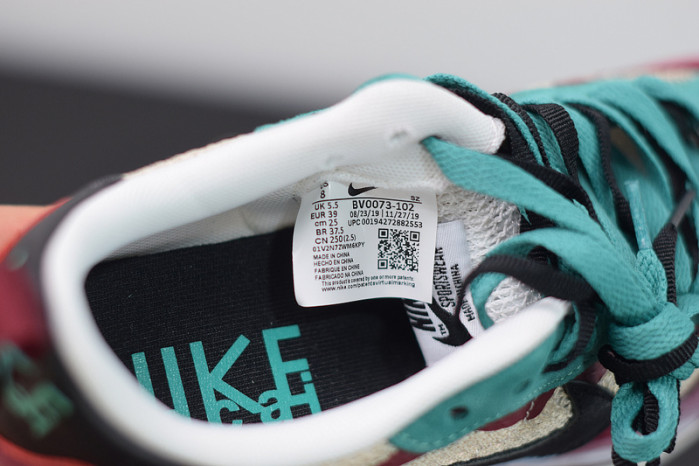 NIKE SACAI NIKE PEGASUS VAPORFLY SP BV0073-102