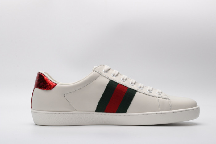 Gv*c ace embroidered low-top sneaker white with bee