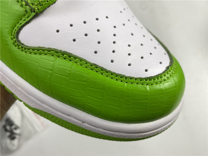 nike sb dunk low Svp*me stars mean green (2021) dh3228-101