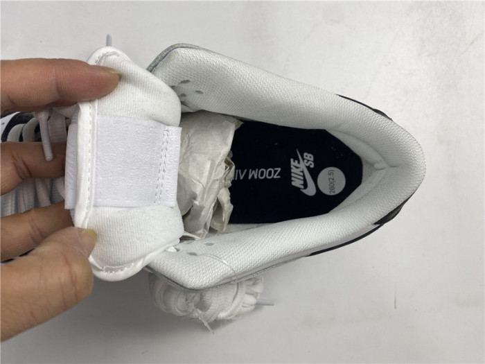 Nike SB Dunk Low Yin Yang 313170-023